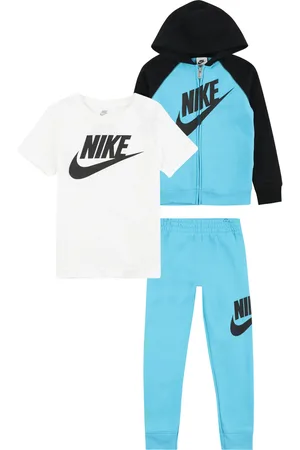 Nike Sada