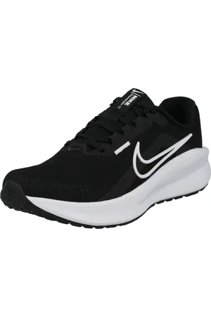 Nike Běžecká obuv 