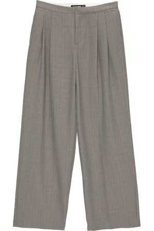 Pull&Bear Kalhoty se sklady v pase