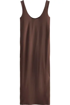Next Šaty