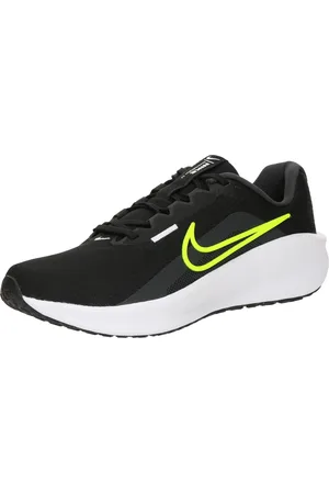 Nike Běžecká obuv 