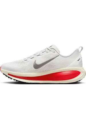 Nike Běžecká obuv 