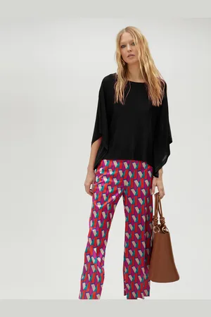 Lola Casademunt Top 