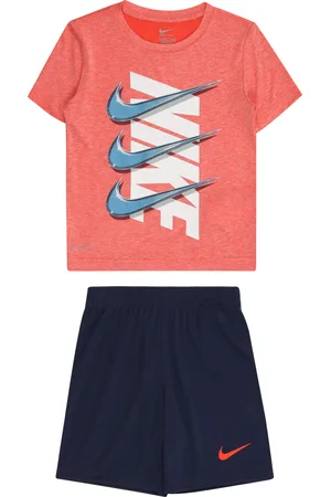 Nike Sada