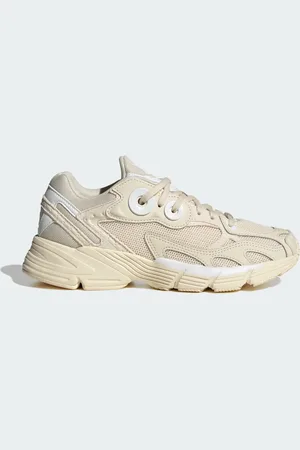 adidas Boty Astir