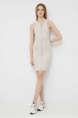 Calvin Klein Šaty barva, mini