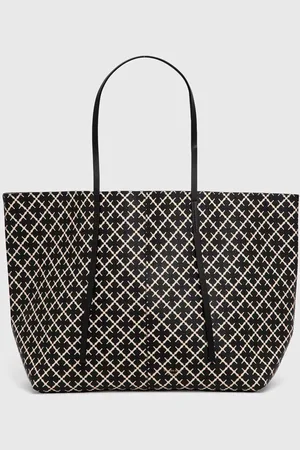 By Malene Birger Kabelka barva