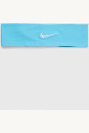 Nike Čelenka