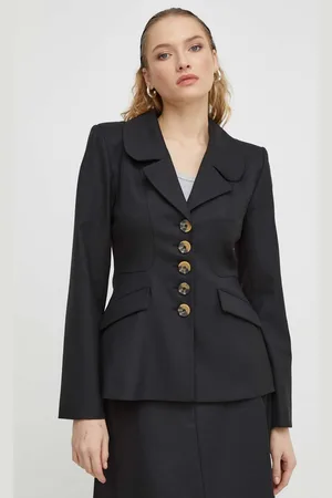 By Malene Birger Sako barva