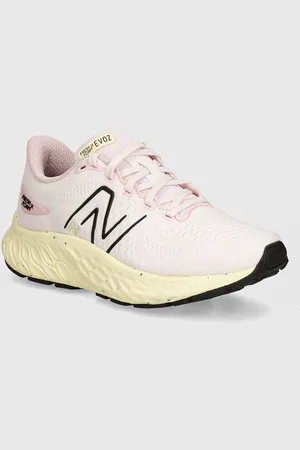 New Balance Běžecké boty Fresh Foam Evoz v3 barva, WEVOZCP3