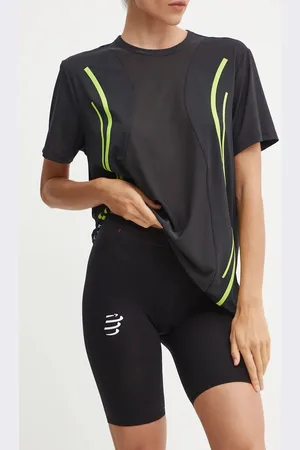 Compressport Běžecké šortky Run Under Control barva, s potiskem, medium waist, AW00009B