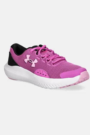 Under Armour Dětské sneakers boty GGS Surge 4 barva, 3027108