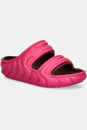 Crocs Pantofle Classic Cozzy Overpuff Sandal barva, 210074