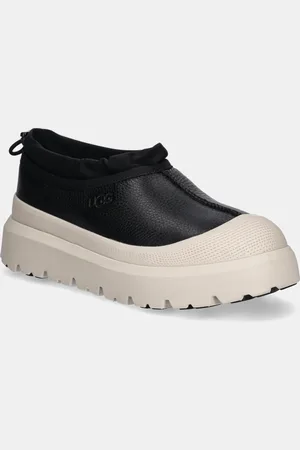 UGG Kožené sněhule Tasman Weather Hybrid barva, 1158351-BCKBR