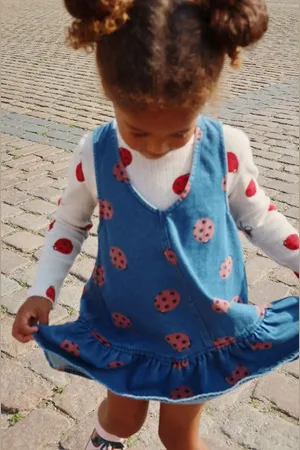 Konges Sløjd Dětské riflové šaty MAGOT LADYBUG DRESS GOTS barva, mini, KS102217