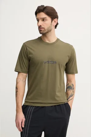 adidas Bavlněné tričko Camo barva, s potiskem, JN1405