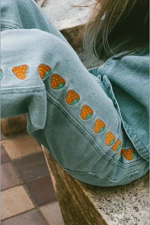 Tiny Cottons Dětské rifle STRAWBERRIES EMBROIDERED JEANS SS25-247