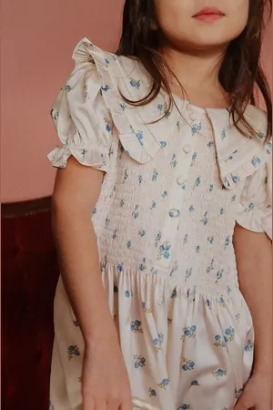 Konges Sløjd Dívčí šaty CELEBRATION SHEENY SMOCK DRESS barva, mini, KS103568