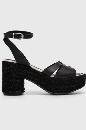 Pepe Jeans Kožené sandály TAFFY barva, PLS90602
