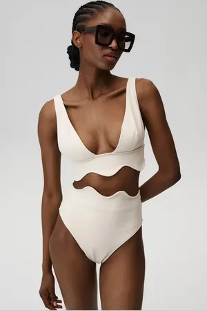 UNDRESS CODE Plavková podprsenka Bardot Bikini Top barva, měkký košík, 929