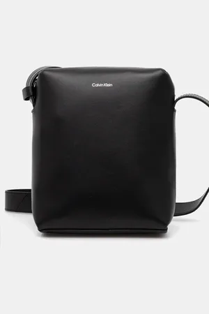 Calvin Klein Kožená taška barva, K50K512887