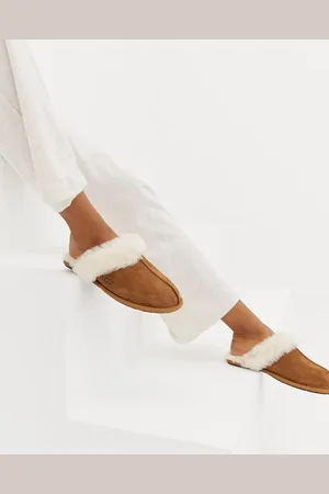 UGG Scuffette II slippers in chestnut