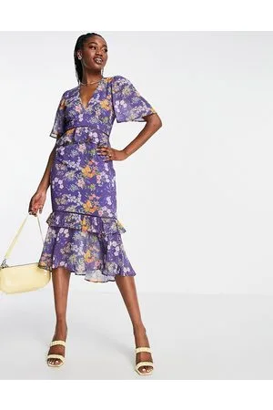 HOPE & IVY Open back drop hem midi tea dress in floral
