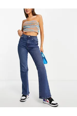 Urban Bliss Straight flare jean in mid wash