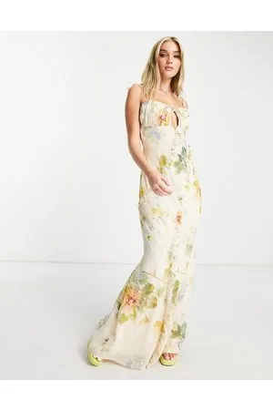 HOPE & IVY Ruched bust maxi dress in cream floral