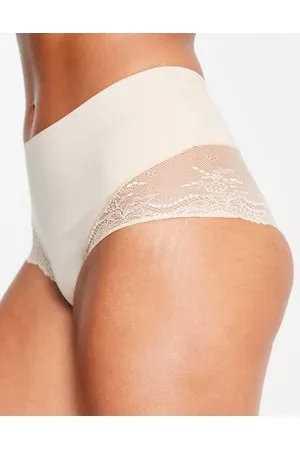 Spanx Undie-tectable lace hipster brief in beige