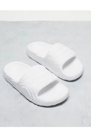 adidas Adilette 22 sliders in