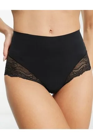 Spanx Undie-tectable Lace Hi-Hipster in