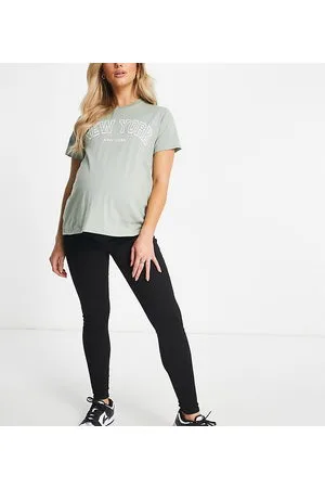 ASOS ASOS DESIGN Maternity skinny jeans in with over the bump waistband