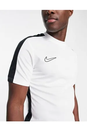 Nike Academy Dri-FIT panelled t-shirt in