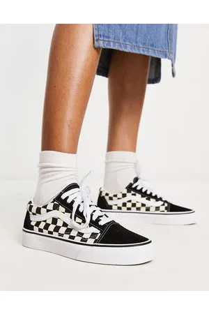Vans Old Skool checkerboard trainers in and black