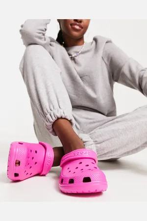 Crocs Classic clogs in juice