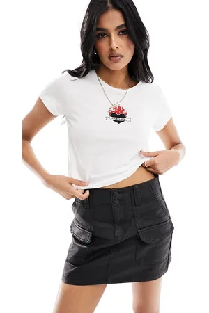Noisy May Cropped t-shirt with heart embroidery in