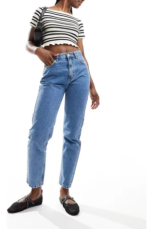Pull&Bear High waisted mom jean in medium