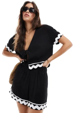 ASOS Pull on short with rik rak trim in co-ord