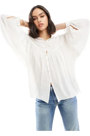 & OTHER STORIES Volume blouse with fill edge collar and cuffs in off