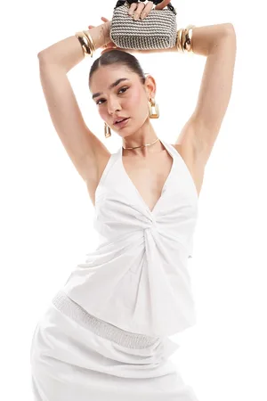 4th & Reckless Linen look plunge twist detail halterneck top with bow back in