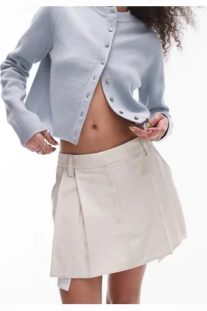Topshop Low rise twill pleat mini skirt with poplin exposed pockets in ivory