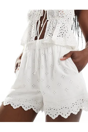 Abercrombie & Fitch Linen blend shorts in with eyelet detailing