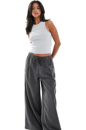 ASOS ASOS DESIGN Petite cord wide leg pull on trouser in