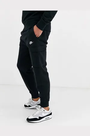 Nike Club cuffed cargo joggers in