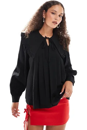Urban Revivo Oversized collar blouse in