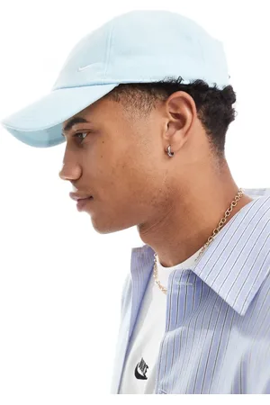 Nike Club swoosh cap in light