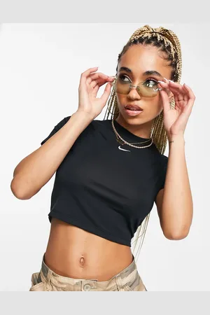 Nike Essential slim crop t-shirt in