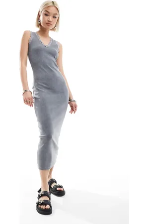 Daisy Street Scoop rib midi dress with lace trim and rosette in charcoal