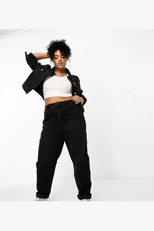 ASOS ASOS DESIGN Curve high rise relaxed mom jeans in